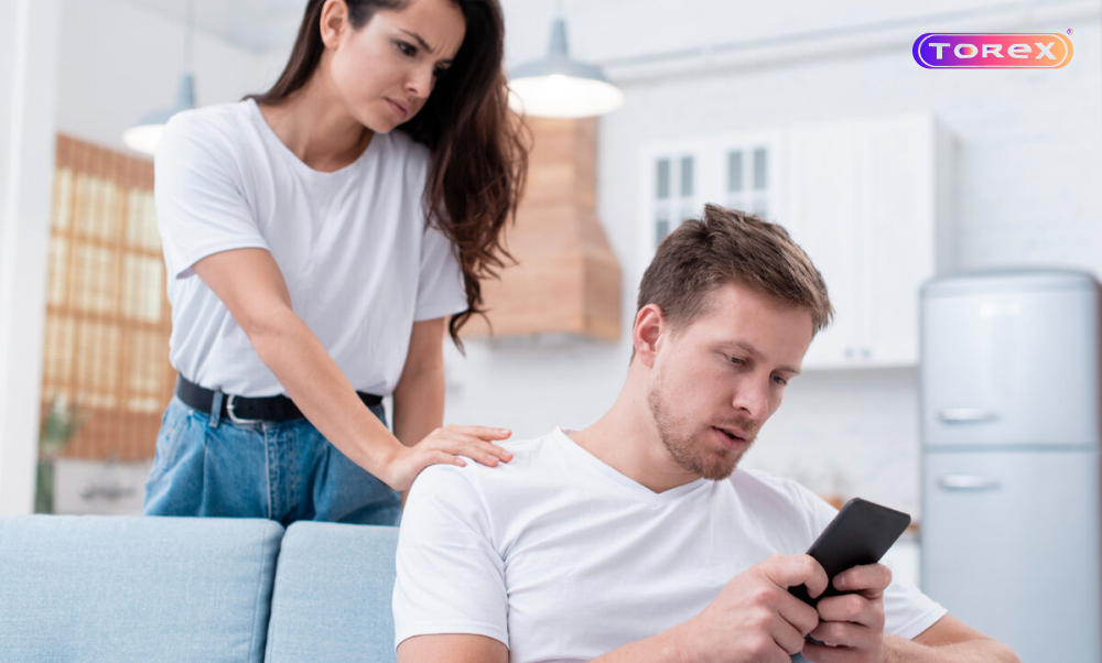 Девушке не хватает внимания. Что делать?